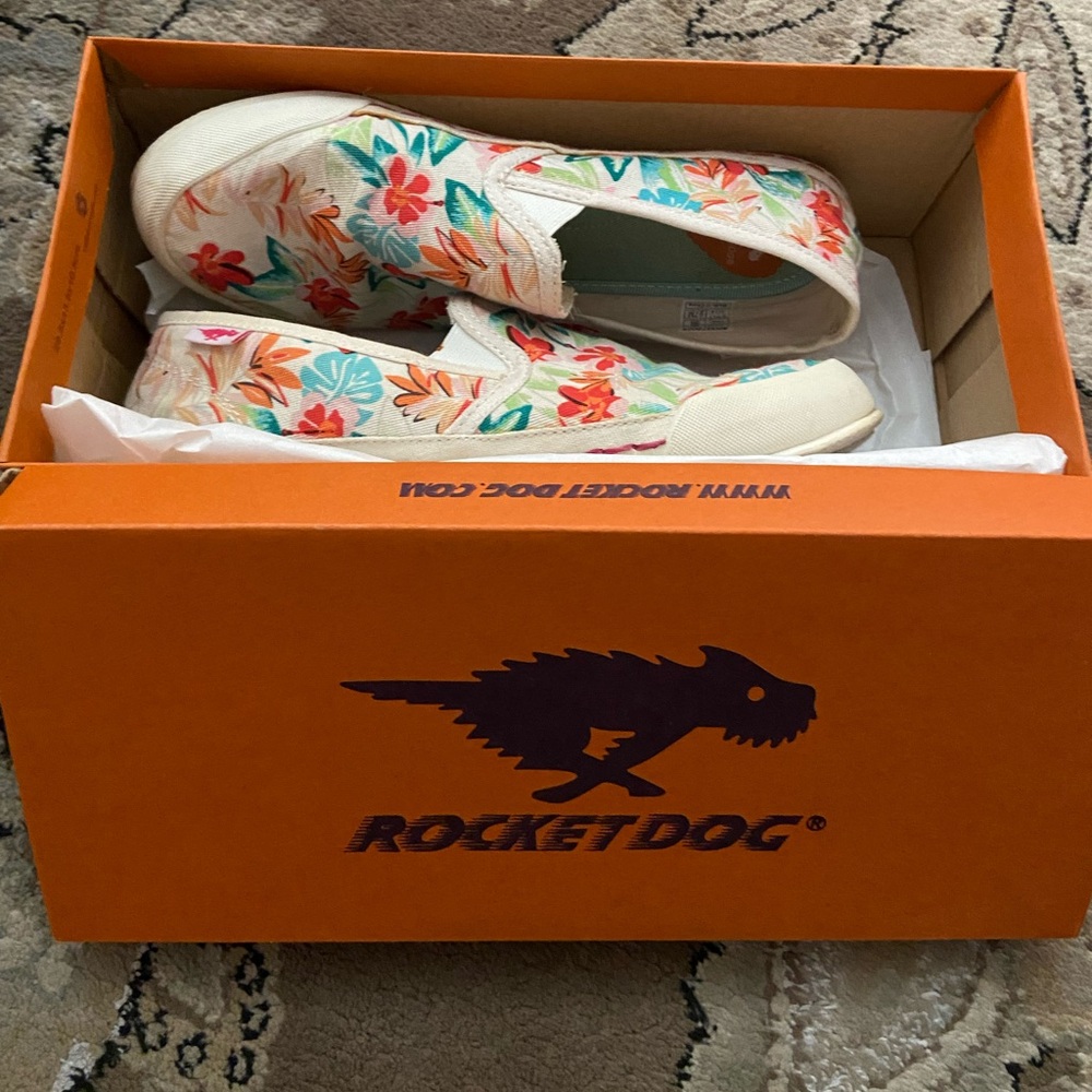 Rocket Dog Cream Floral Canvas Sneakers